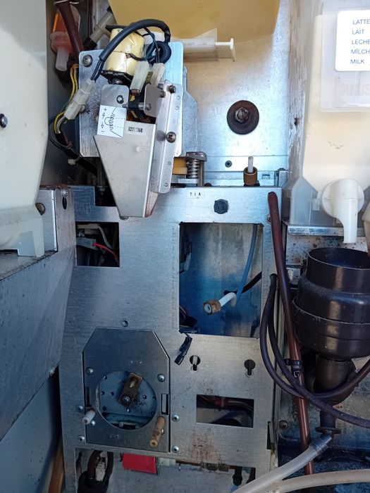 Части ВЕНДИНГ Венеция Кула и Зануси Спацио