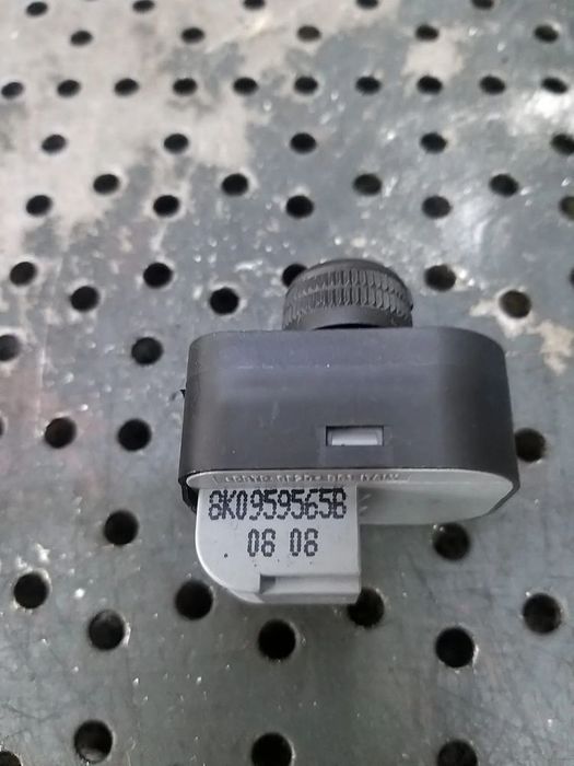 Buton reglaj oglinzi audi a5 8t 8k0959565b