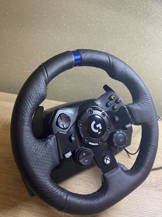 Volan gaming logitech g923 si schimbator de viteze