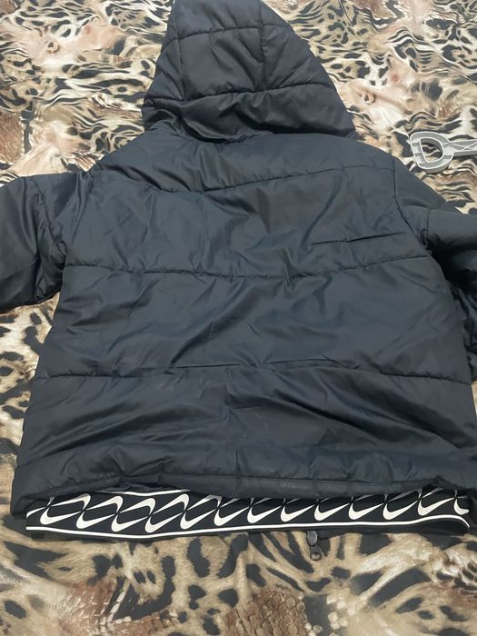 Geaca Nike ca noua!
