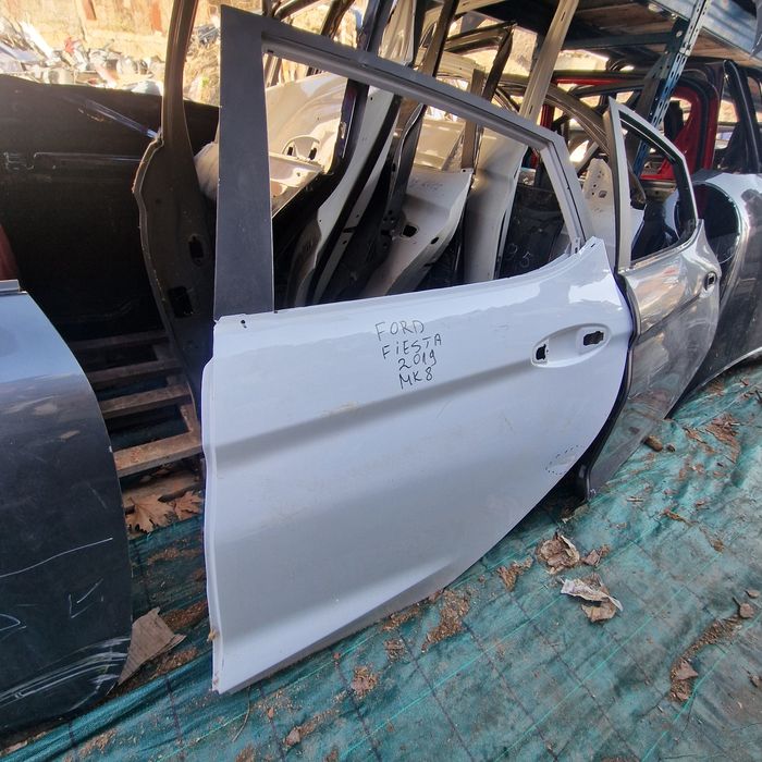 Ford Fiesta 2019 MK8 задна лява врата