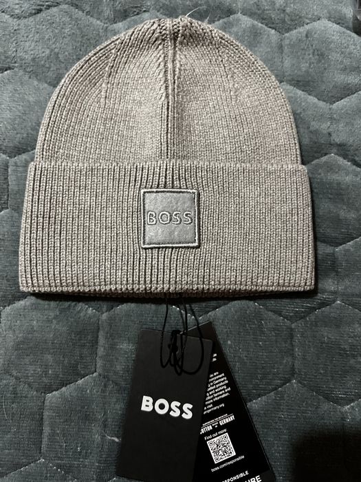 Мъжки шапки топ цена