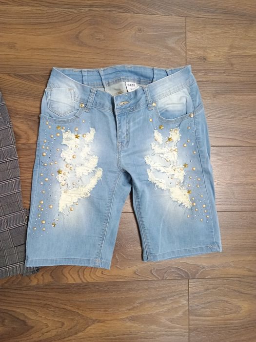 Pantaloni scurți dama mărimea M 2 buc