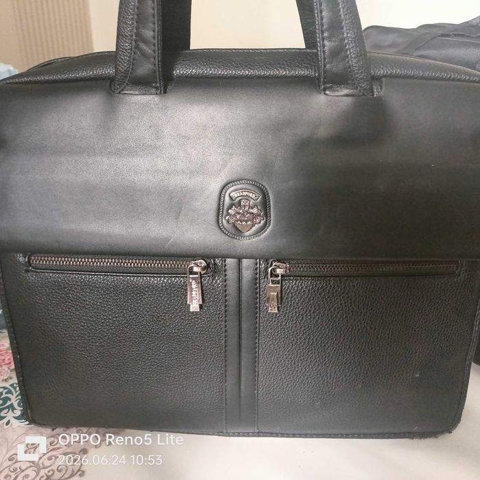 Продам новый портфель