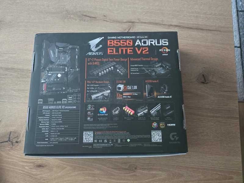 Gigabyte Aorus Elite V2 + AMD Ryzen 5 5600 + 32 GB RAM 3200 Mhz