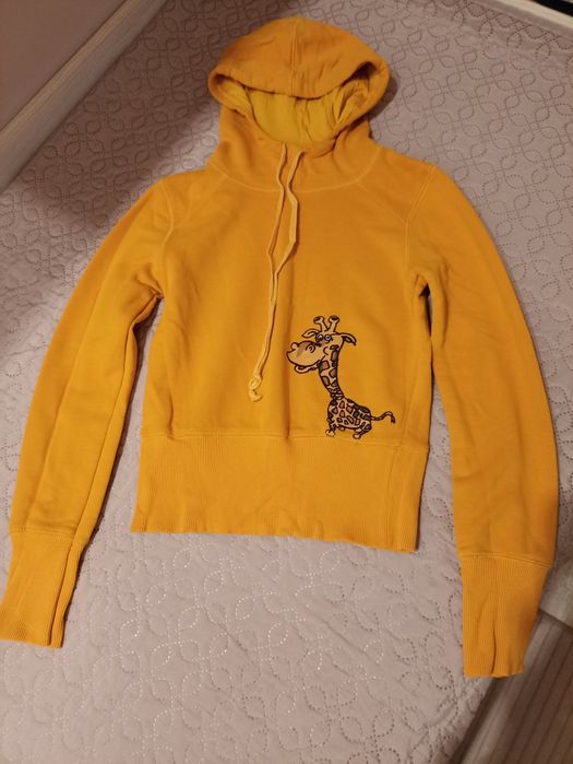 Дамски пуловери и суичъри