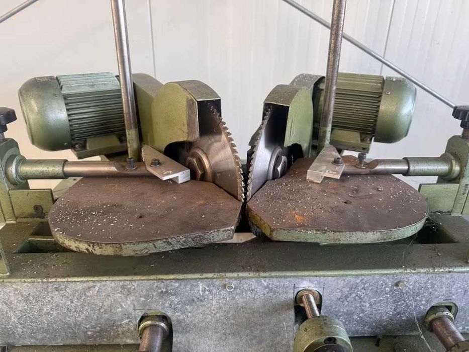 -10 % Машини за обработка на метал, алуминий и пластмасови изделия