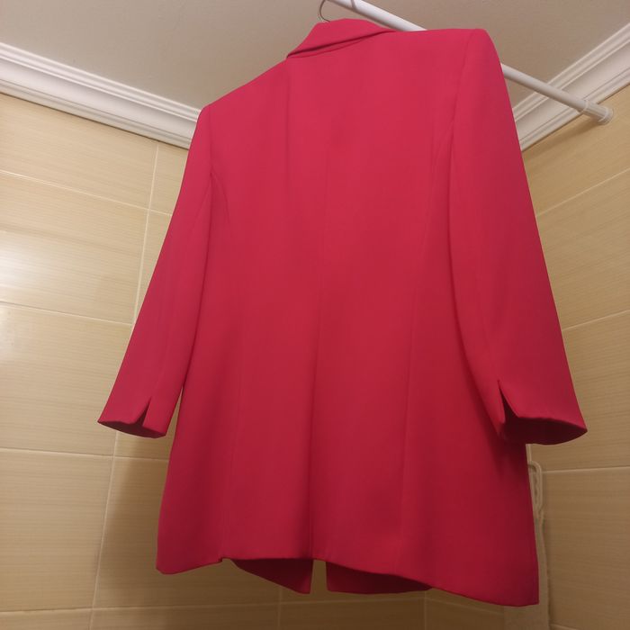 Продам недорого пиджак женский