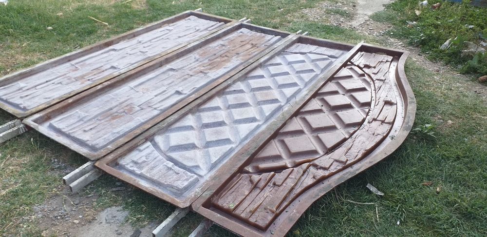 Set tipare placi ciment-cititi descrierea