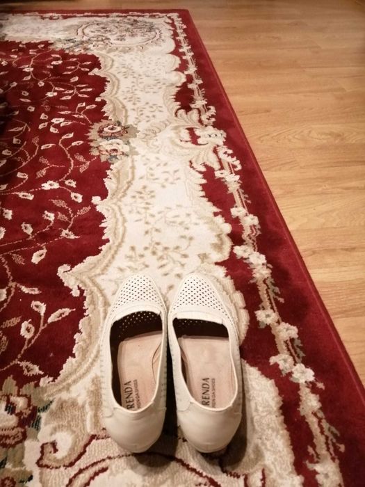 Pantofi de piele comozi