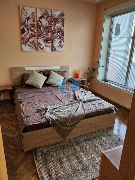 Двустаен, Шумен, Херсон