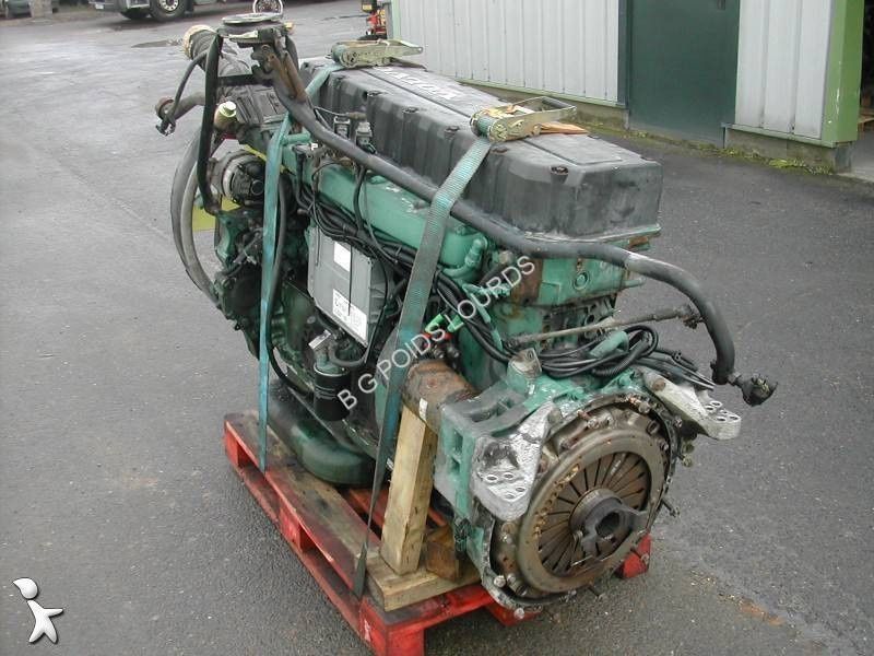 Dezmembrez motor Volvo FH12