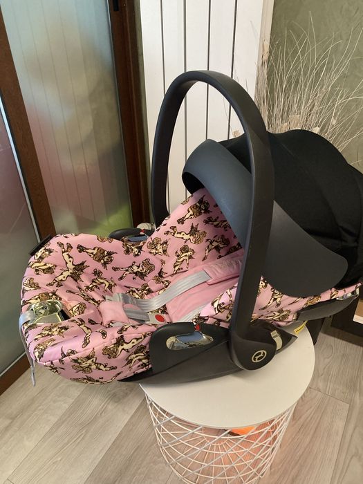 Cybex cloud Z-i size Cherub pink - кош за кола + адаптери