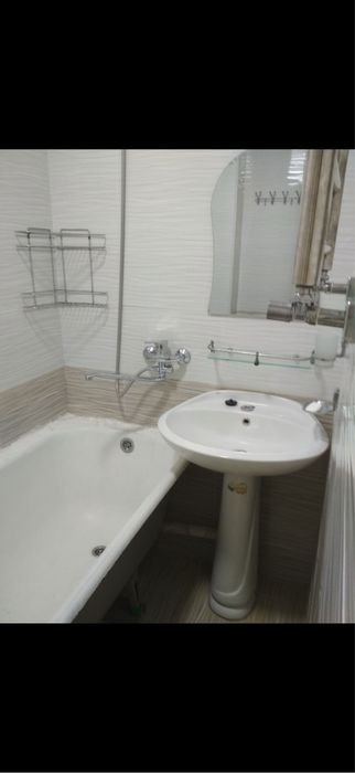 Продается . Академ городок 1 ком . Мирзо Улугбек район