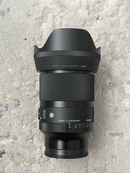 SONY 35mm f1.4 обьектив