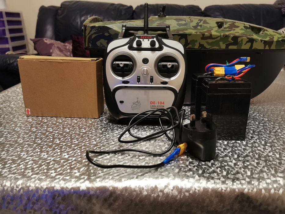 Лотка за захранване