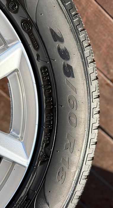Jante OE Volvo XC60 XC90 235/60/18 Iarnă Dot 2021 Pirelli