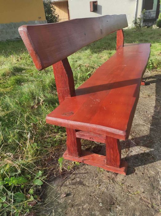 Дървена маса + 2 пейки от бор - масив