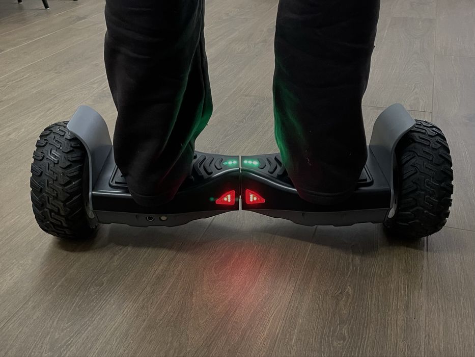 Vând Hoverboard in stare foarte buna preț negociabil