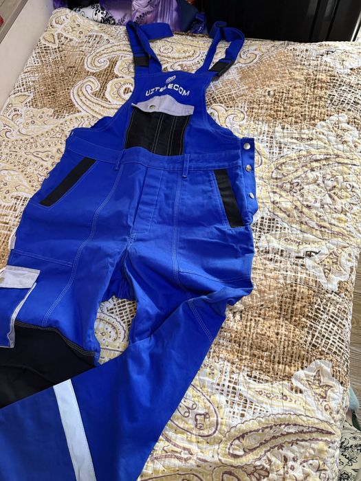 Продается комбинезон ( спецовка ).