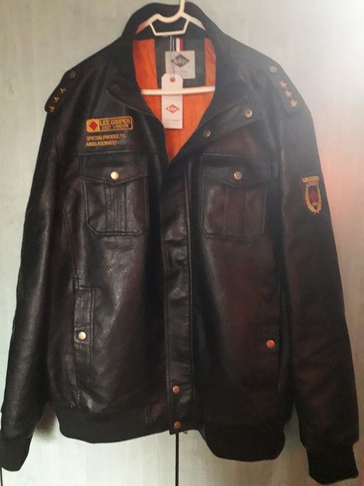 Jachetă toamnă-iarnă Lee Cooper din piele ecologică cu epoleți