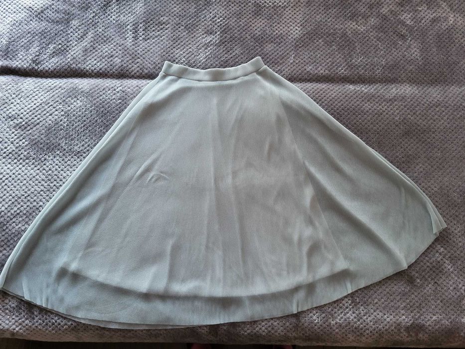 Fusta lunga cu tul turcoaz deschis L (Reserved)