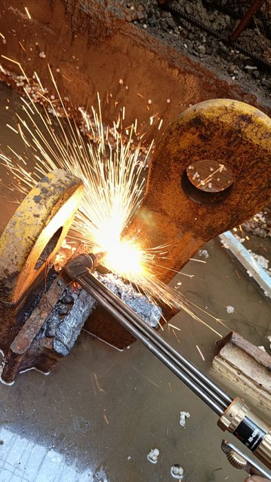 Rezak svarshik xizmati. Rezka svarka rizak svarchik. Gazavik.gazovik