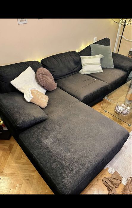 Удобен стар диван