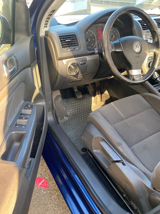 VW Golf 5, 1.9 TDI, 105 CP, 2008,