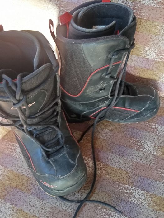 Boots  Snowboard