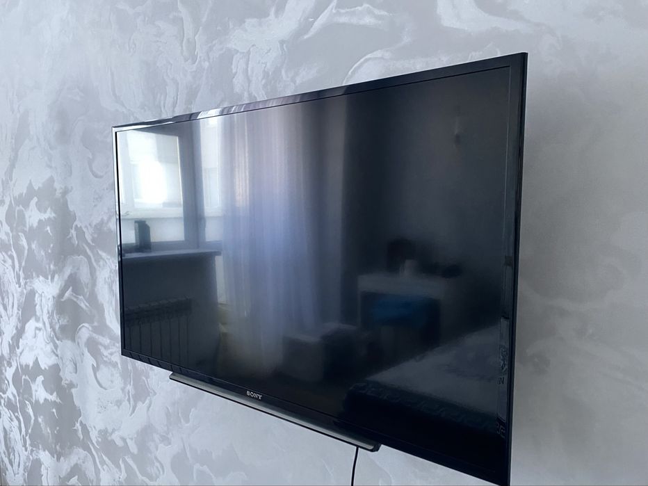 Телевизор SONY Bravia 102СМ | СРОЧНО