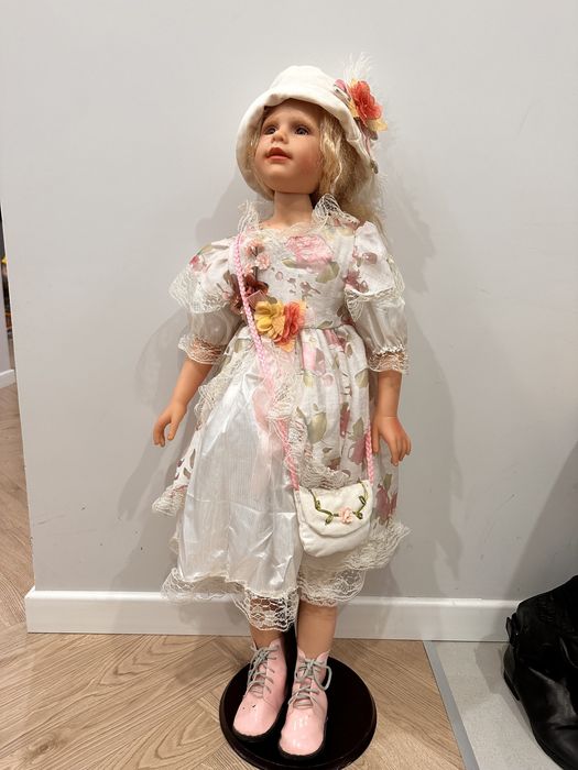 Срочно продам куклу манекен