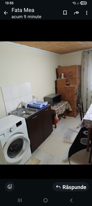 Vind casă plus curte de locuit