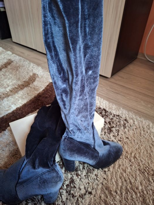 Ботуши дамски от велур