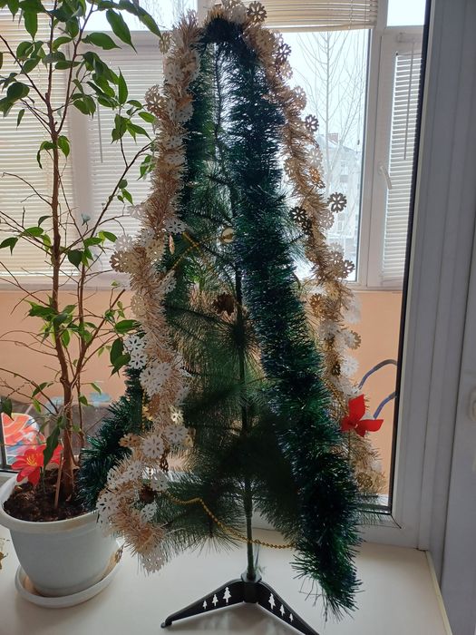 Продам ёлки новогодние