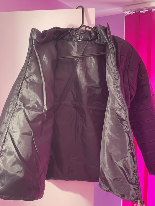 Черно пролетно яке