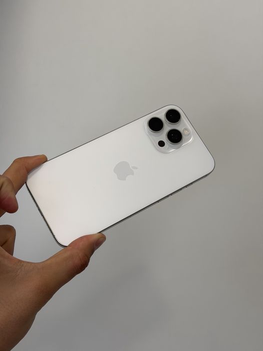 iPhone 16 PRO MAX 100% батерия