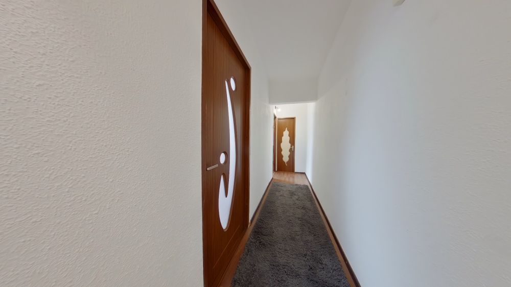 Inchiriez apartament 3 camere