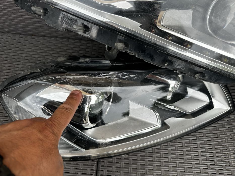 Faruri stanga dreapta bi xenon led vw passat b7.