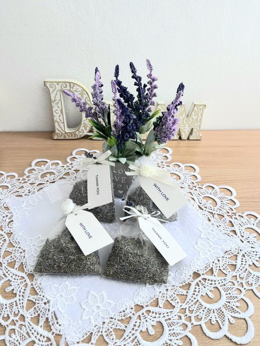Mărturii elegante cu lavandă – create cu drag pentru momente speciale