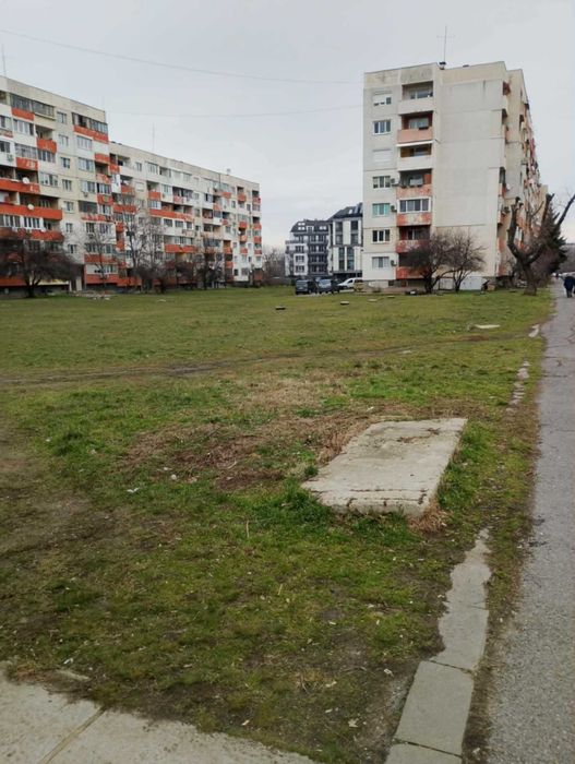 Продава се парцел за жилищно строителство