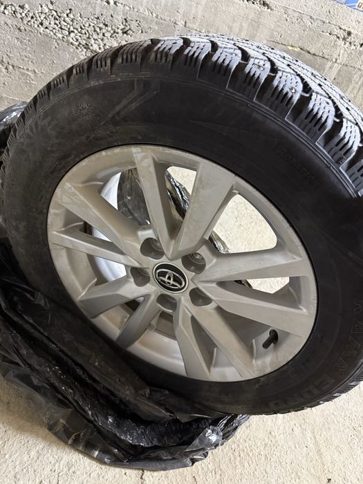 Toyota Camry Колеса в сборе