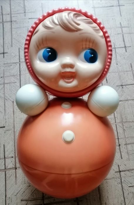 Продаю неваляшку СССР