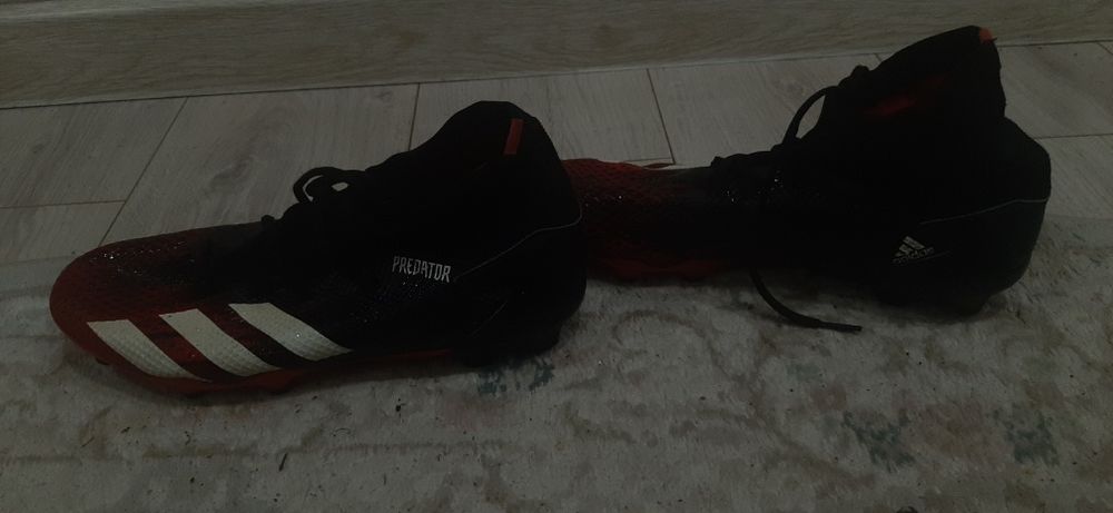 Бутсы Adidas PREDATOR