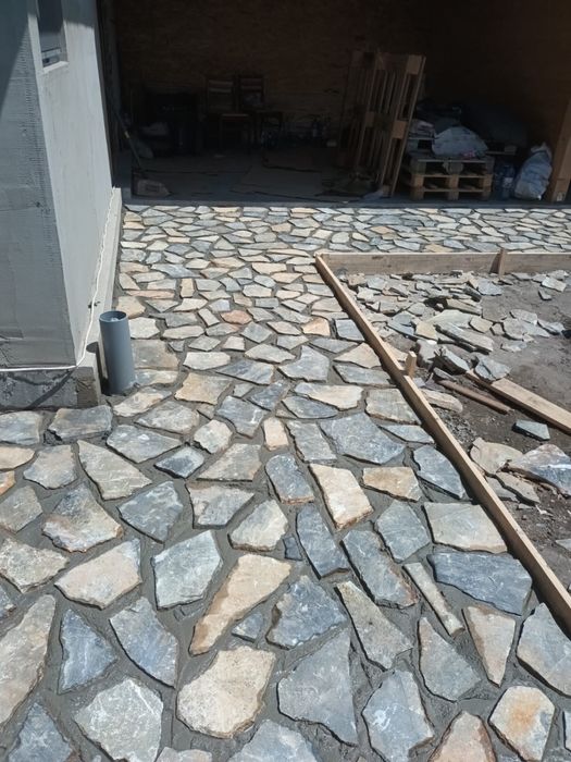 Piatra naturala si montaj