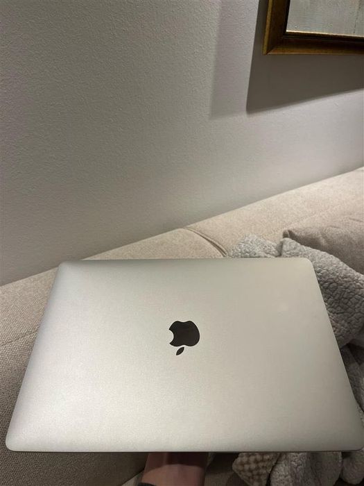 Apple Macbook Air Retina 8/128Gb "Silver" A1932. EAC
