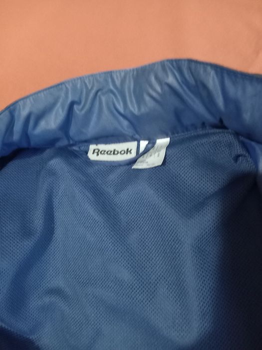 Продаётся Ветровка.