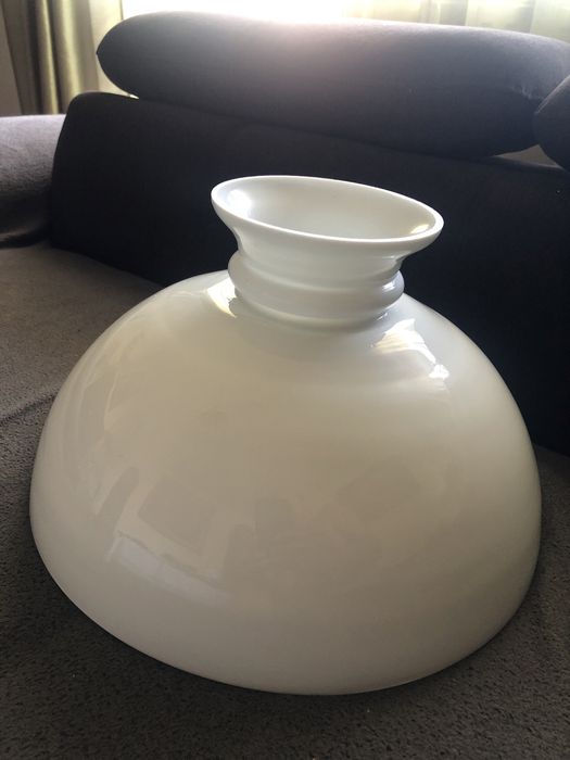 Abajur francez de opalina pentru candelabre rustice