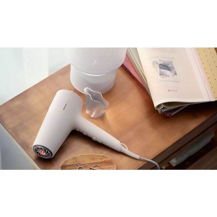 Чисто нов сешоар на Philips