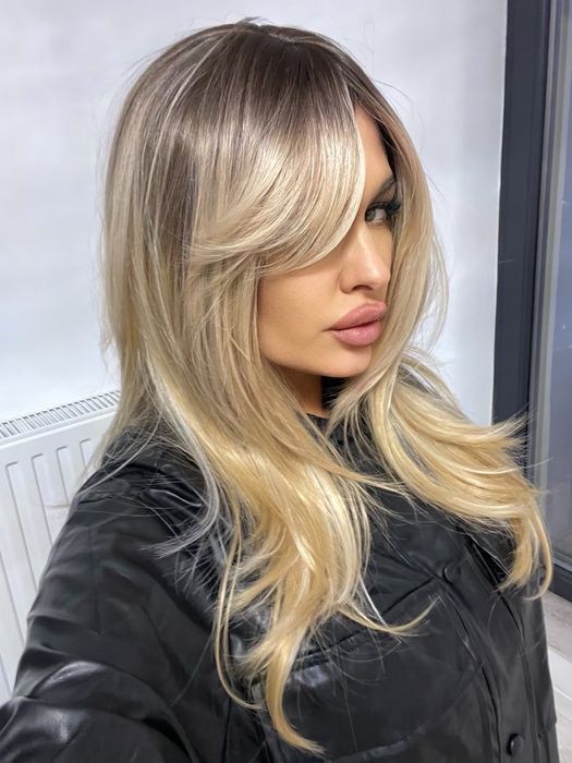 Peruca blonda suvite